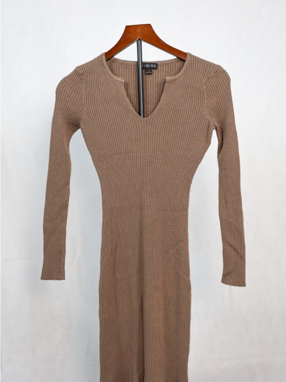 Tilly's Taupe Ribbed Long Sleeve Midi Dress